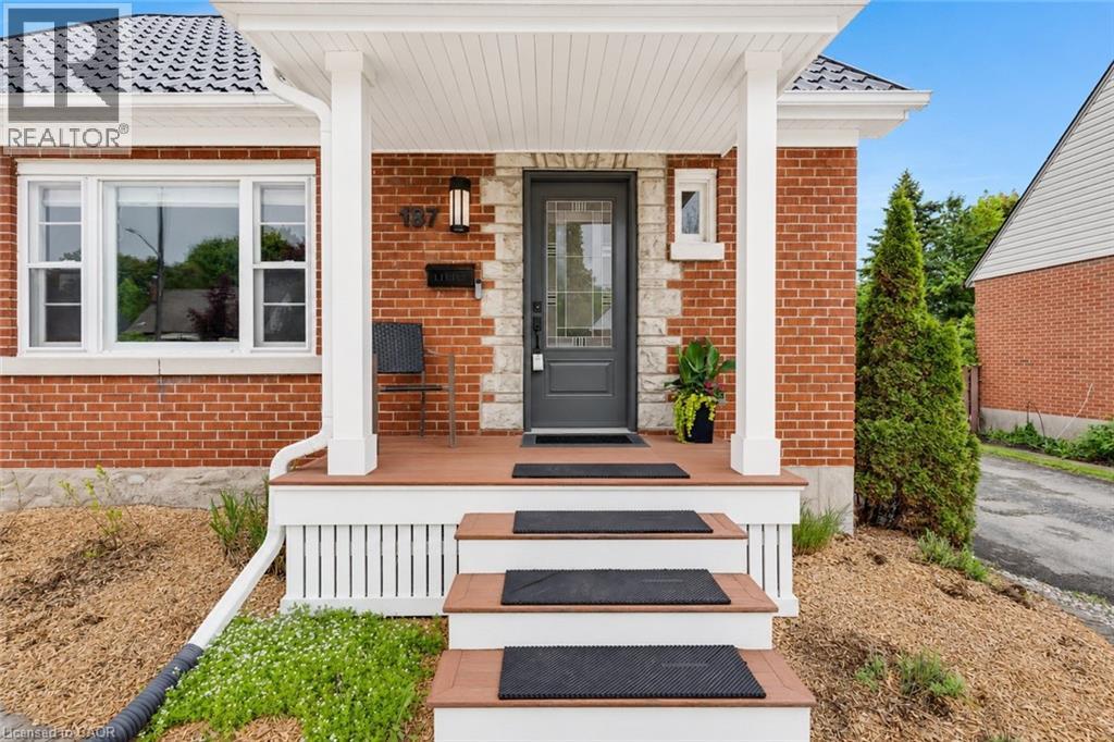 187 Neilson Avenue, Waterloo, Ontario  N2J 2L9 - Photo 4 - 40838078