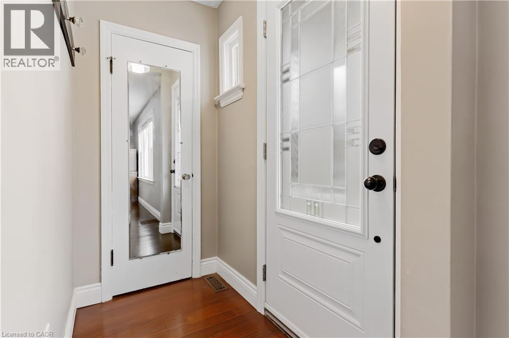 187 Neilson Avenue, Waterloo, Ontario  N2J 2L9 - Photo 5 - 40838078