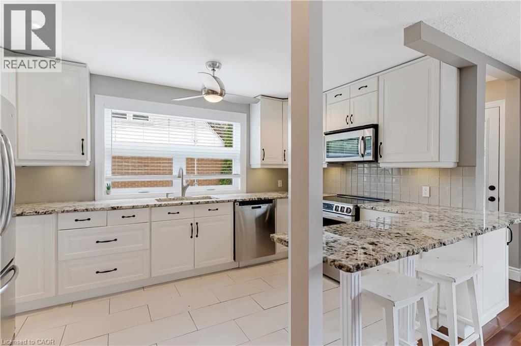 187 Neilson Avenue, Waterloo, Ontario  N2J 2L9 - Photo 9 - 40838078