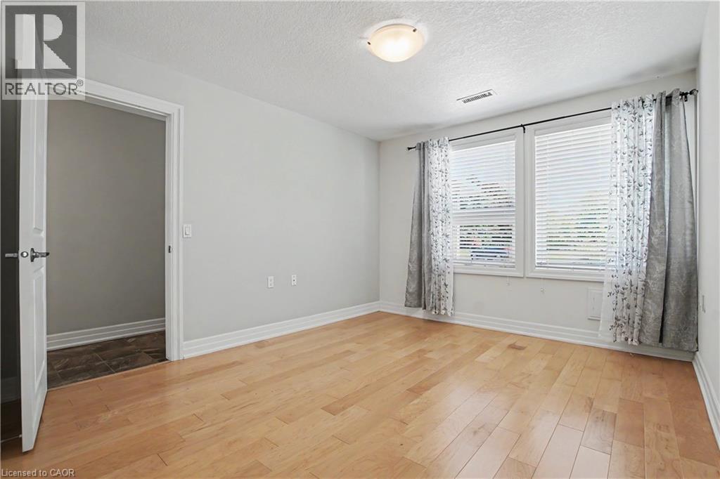 31 Father Biro Trail, Hamilton, Ontario  L9B 1T8 - Photo 10 - 40835068
