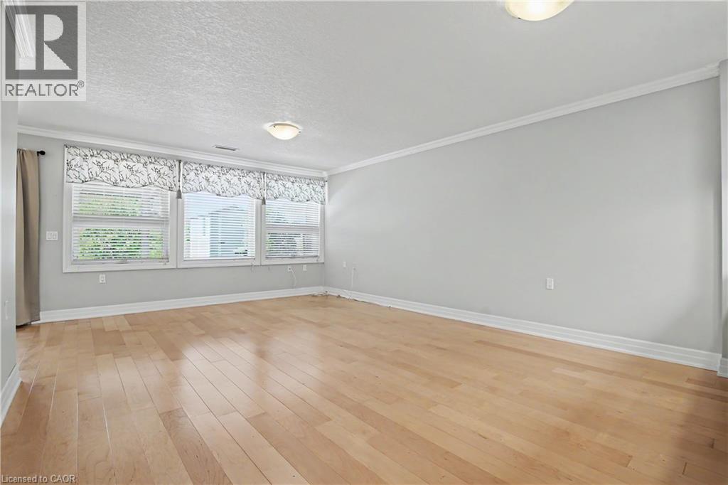 31 Father Biro Trail, Hamilton, Ontario  L9B 1T8 - Photo 11 - 40835068