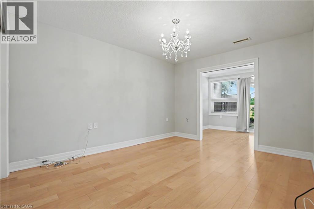 31 Father Biro Trail, Hamilton, Ontario  L9B 1T8 - Photo 20 - 40835068