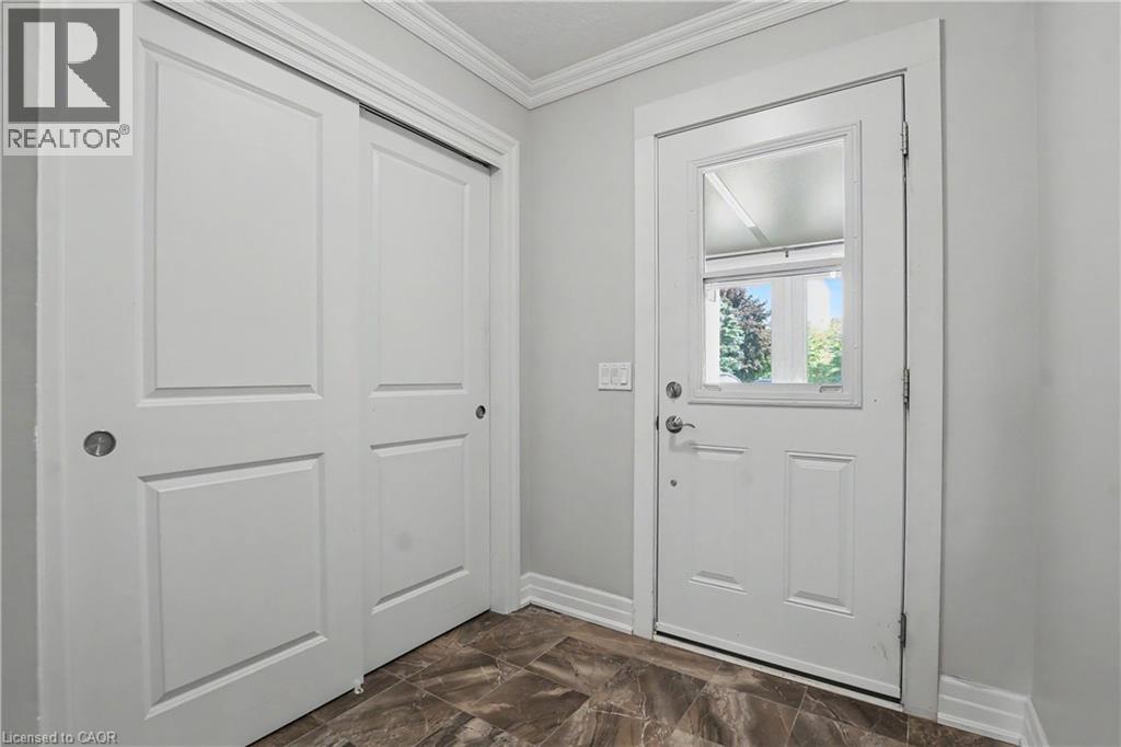 31 Father Biro Trail, Hamilton, Ontario  L9B 1T8 - Photo 5 - 40835068
