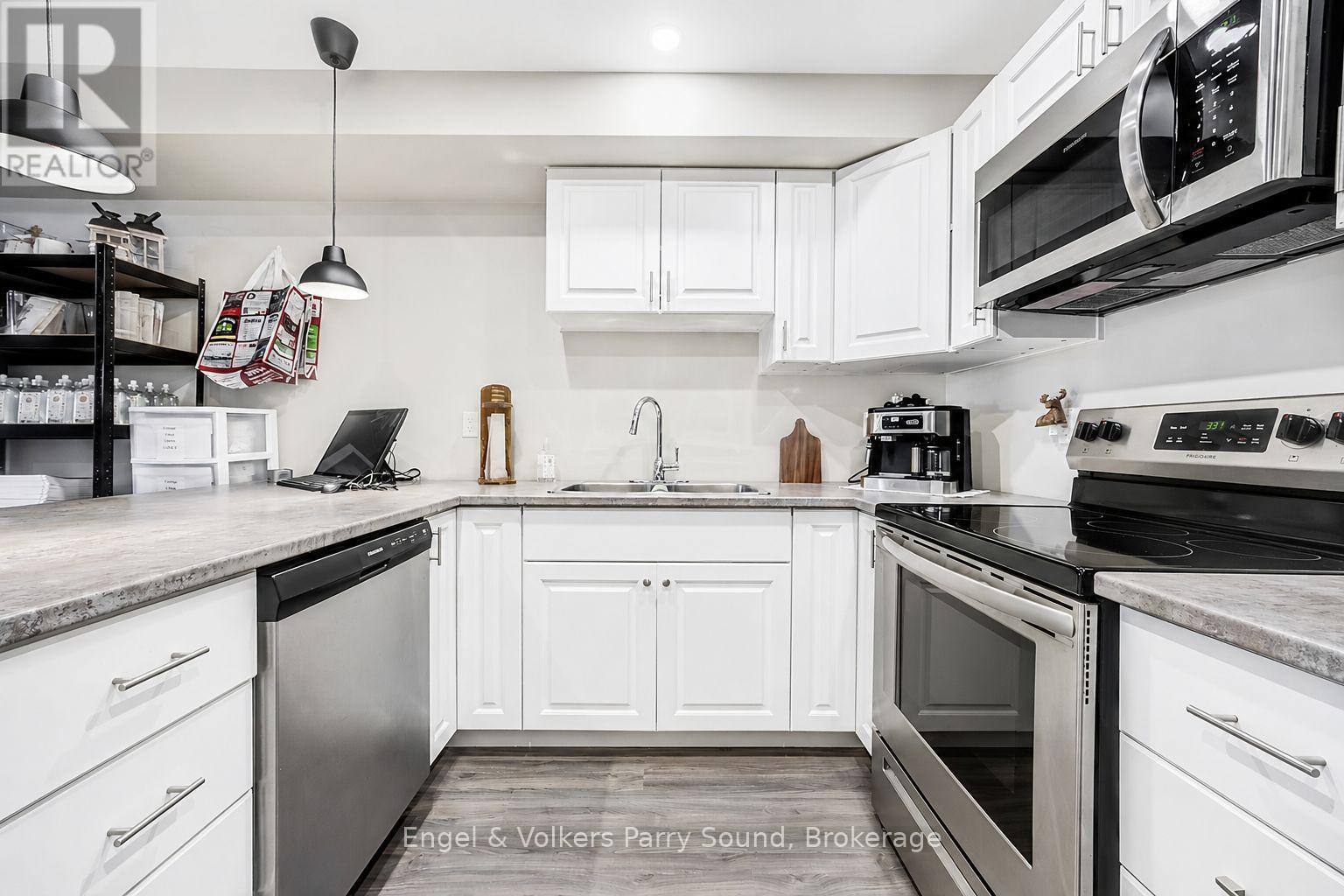 6 Lawrence Street, Parry Sound, Ontario  P2A 2E2 - Photo 27 - X13420562