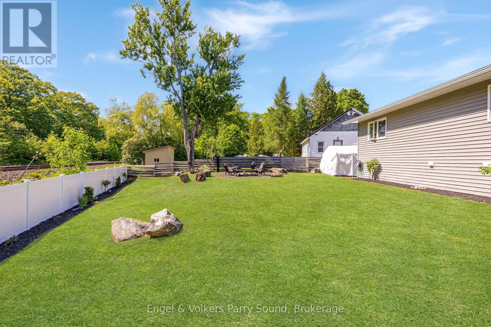 6 Lawrence Street, Parry Sound, Ontario  P2A 2E2 - Photo 34 - X13420562