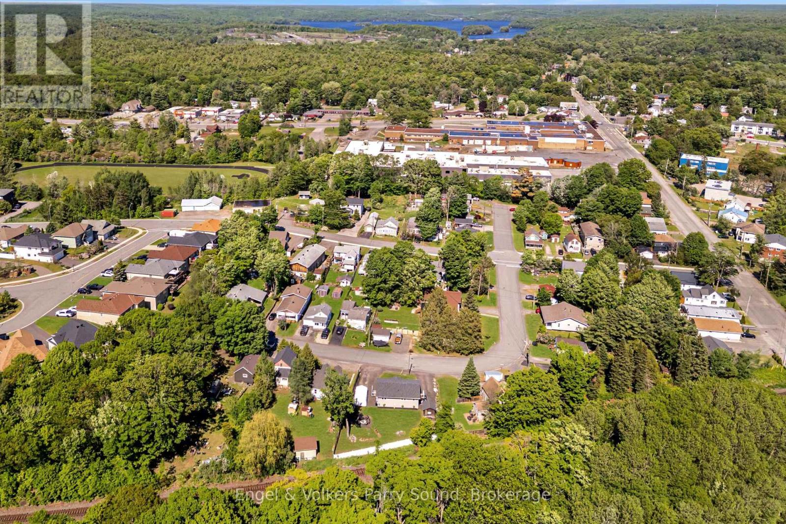 6 Lawrence Street, Parry Sound, Ontario  P2A 2E2 - Photo 46 - X13420562