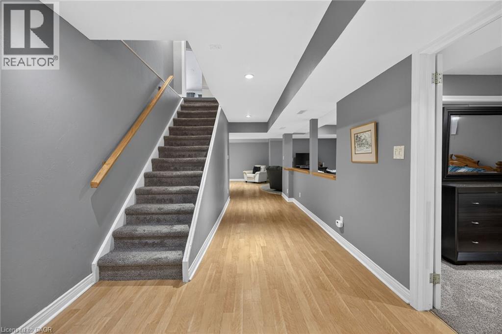 32 Symphony Place, Ancaster, Ontario  L9G 4V6 - Photo 31 - 40838181