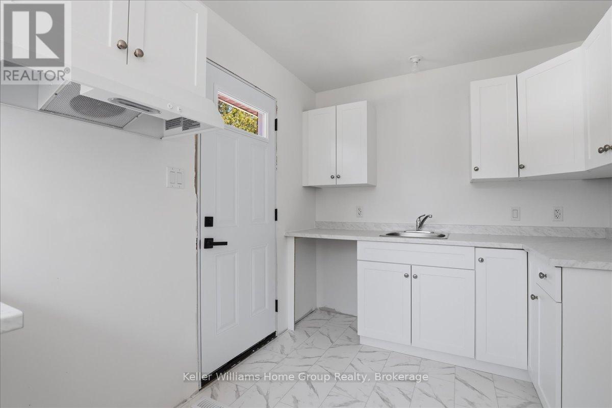 1884 Avalon Street, London East, Ontario  N5W 3G8 - Photo 2 - X13420844