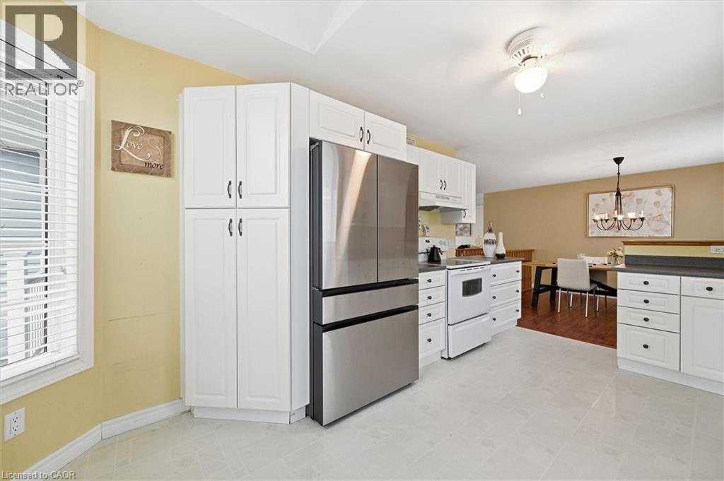 111 Gracehill Crescent, Freelton, Ontario  L8B 1A5 - Photo 11 - 40838270