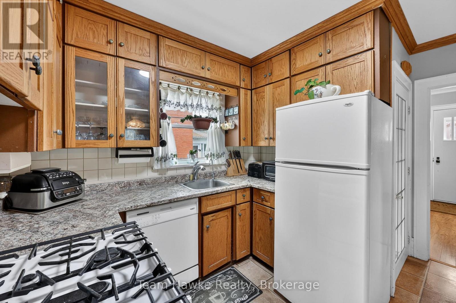 443 Elizabeth Street, Midland, Ontario  L4R 1Z7 - Photo 8 - S13421260