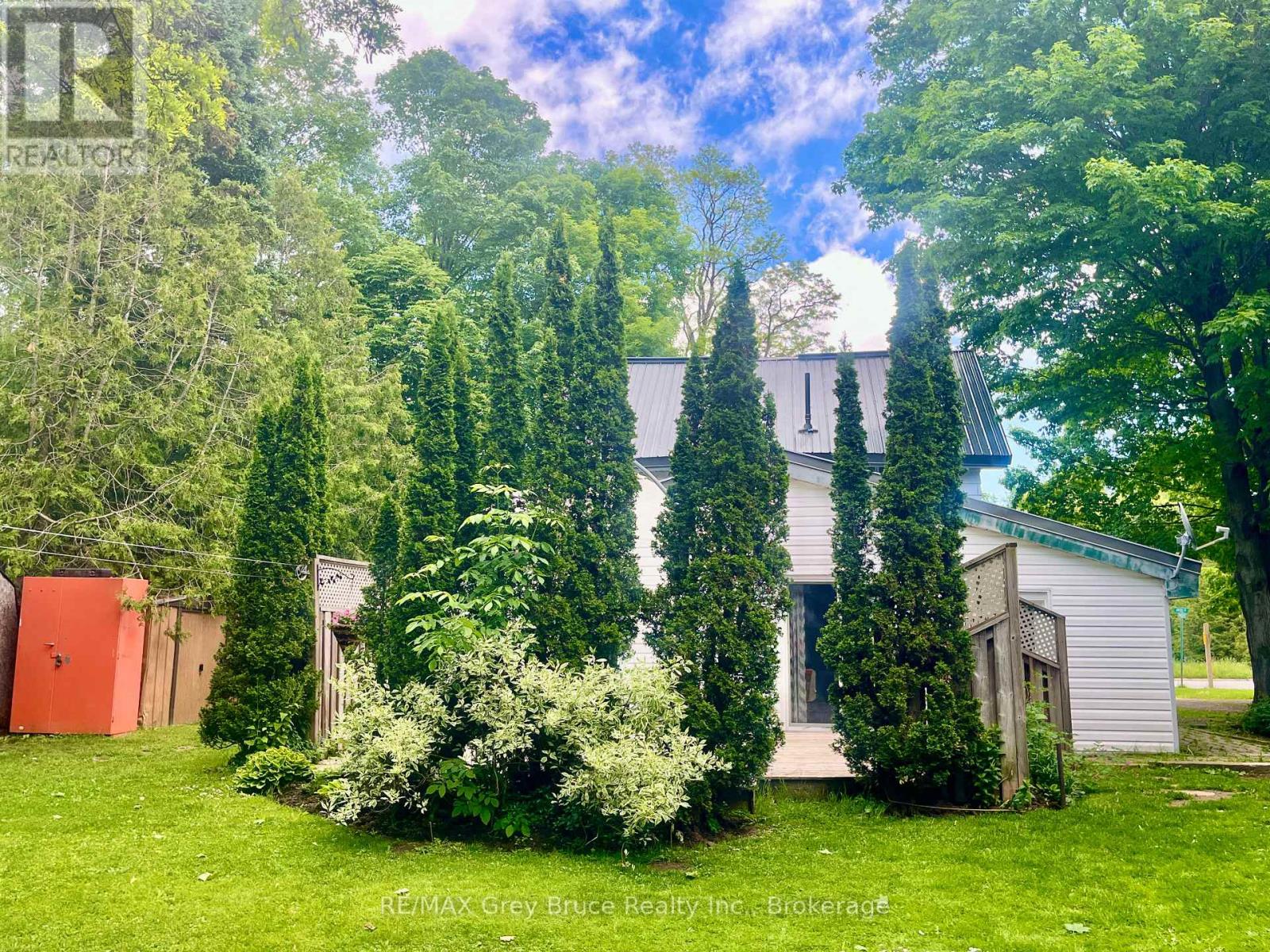 212 Yonge Street S, Arran-Elderslie, Ontario  N0H 2N0 - Photo 7 - X13421218
