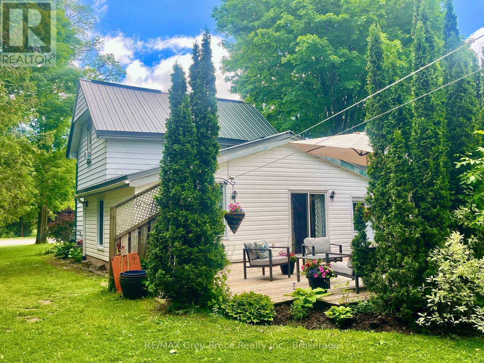 212 Yonge Street S, Arran-Elderslie, Ontario  N0H 2N0 - Photo 8 - X13421218