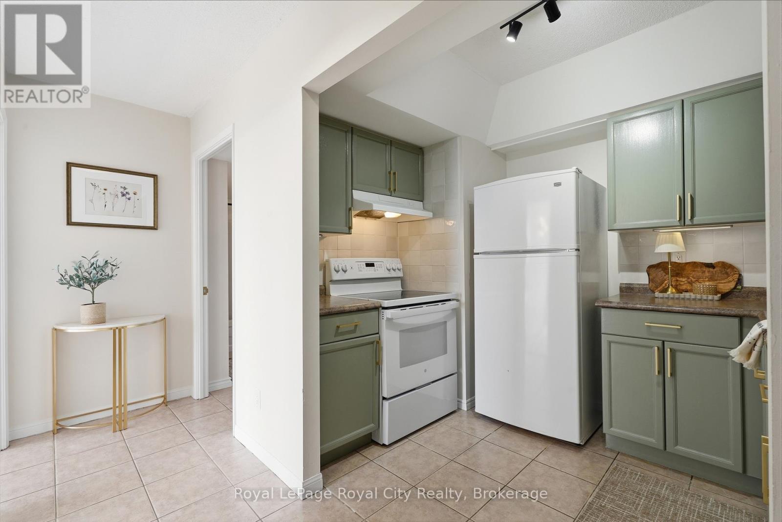 610 - 107 Bagot Street, Guelph, Ontario  N1H 8H5 - Photo 15 - X13421358