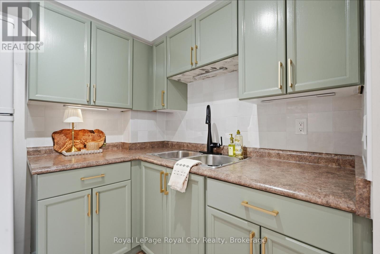 610 - 107 Bagot Street, Guelph, Ontario  N1H 8H5 - Photo 17 - X13421358