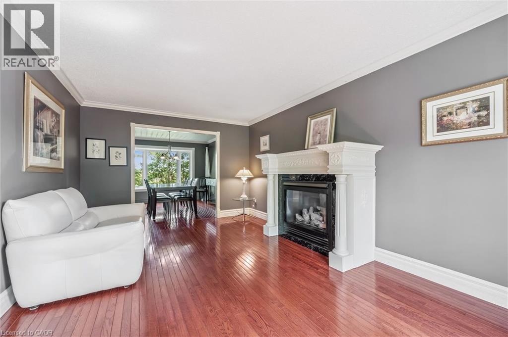 21 Tinatawa Court, Kitchener, Ontario  N2A 3K4 - Photo 4 - 40838247