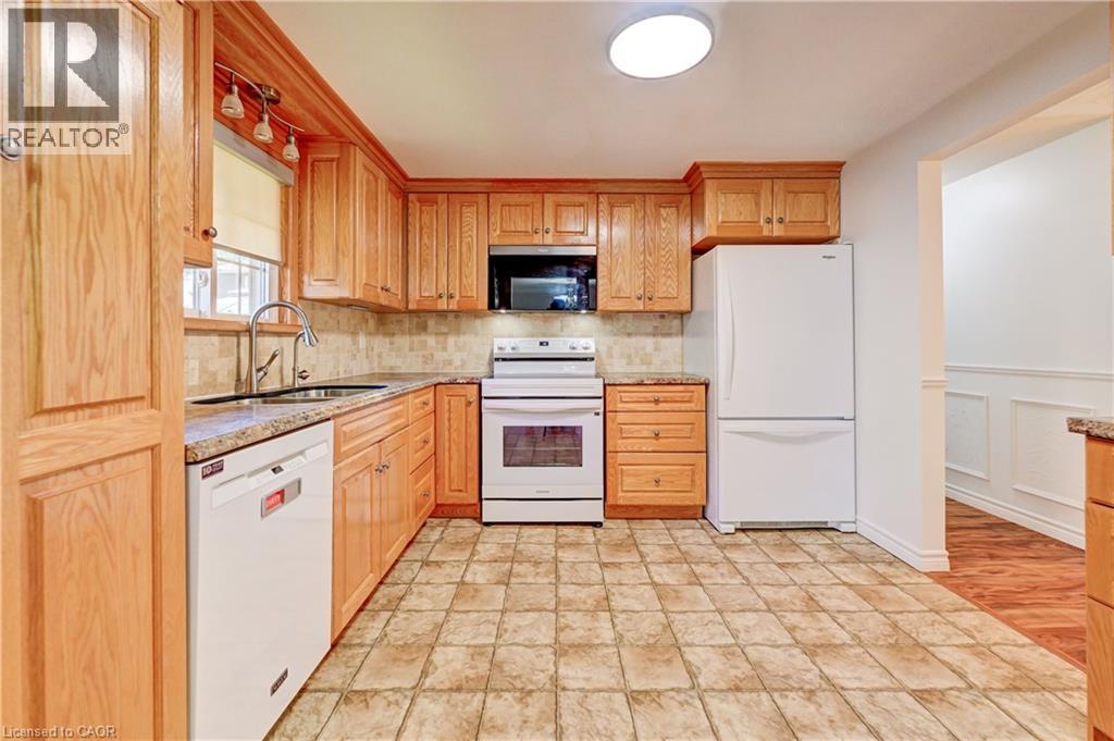 3 Parkland Crescent, Kitchener, Ontario  N2N 1R5 - Photo 11 - 40838112