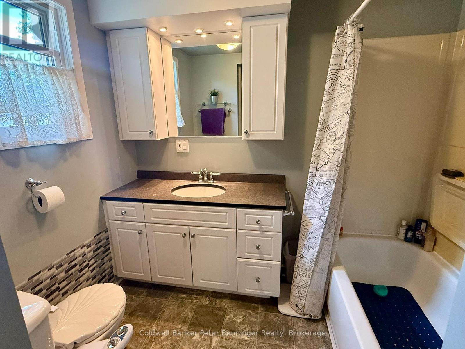 612 Colborne Street, Brockton, Ontario  N0G 2V0 - Photo 14 - X13421546