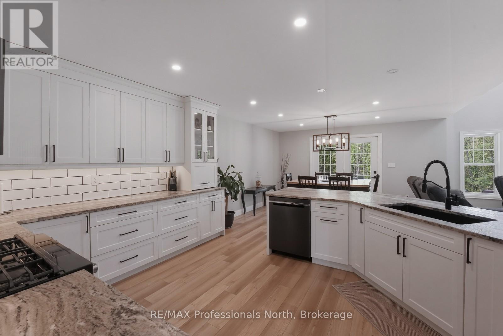1677 Hospitality Road, Minden Hills, Ontario  K0M 2K0 - Photo 11 - X13421548