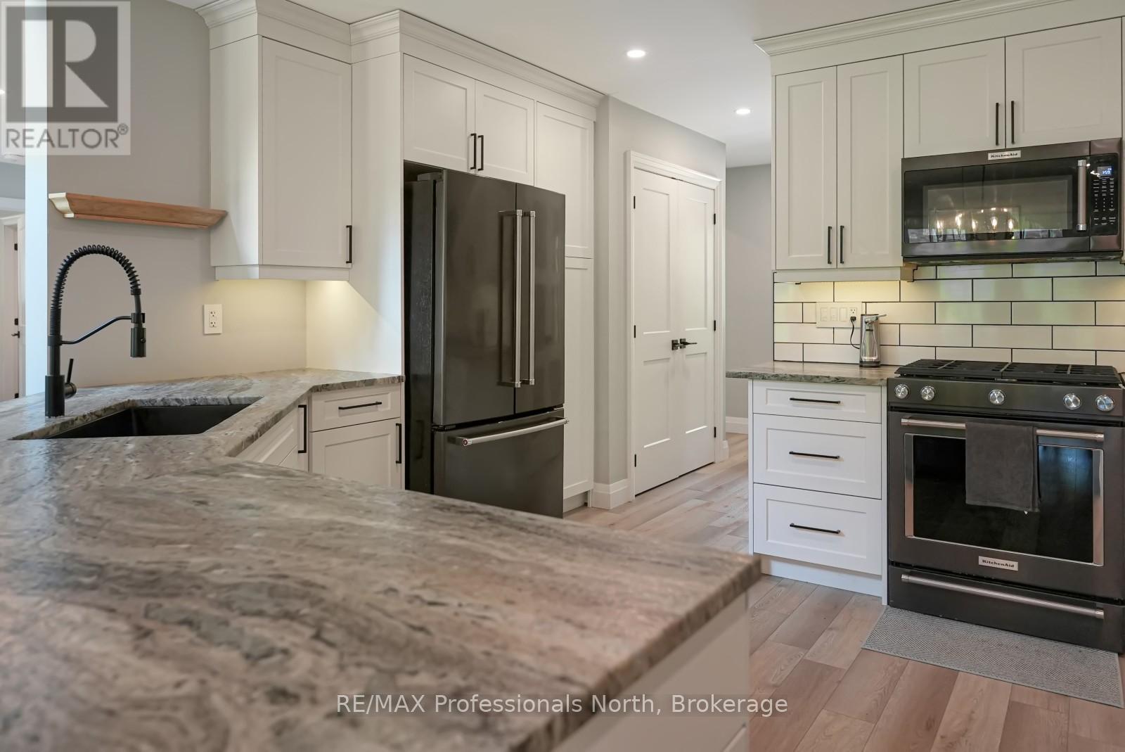 1677 Hospitality Road, Minden Hills, Ontario  K0M 2K0 - Photo 14 - X13421548