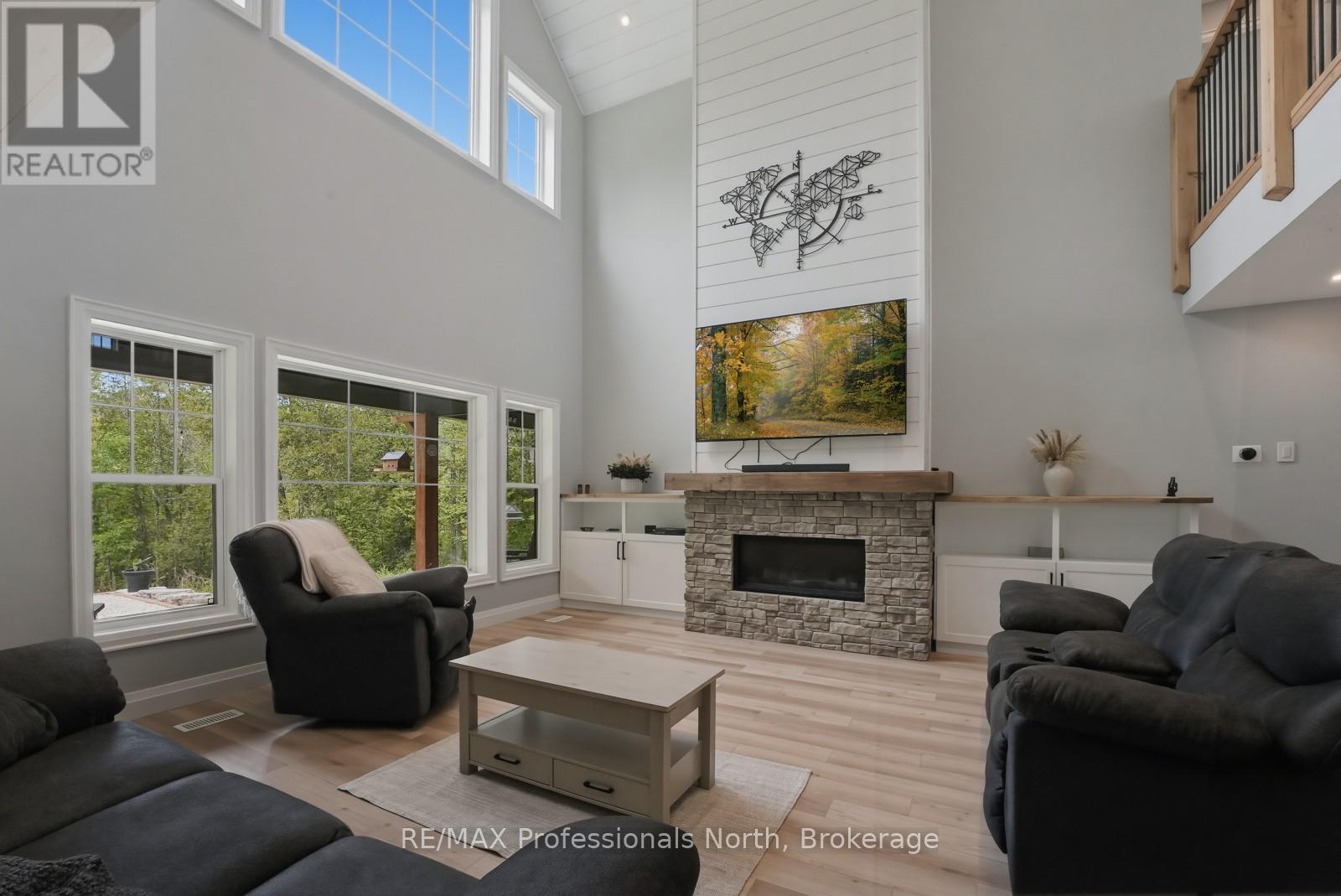 1677 Hospitality Road, Minden Hills, Ontario  K0M 2K0 - Photo 4 - X13421548