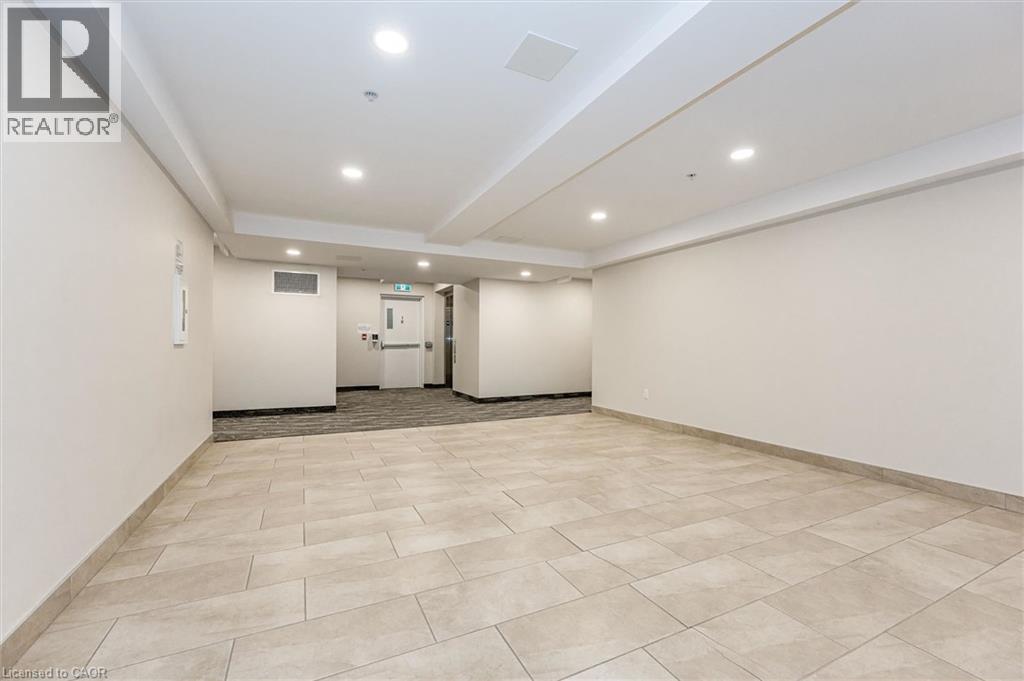 5 Wake Robin Drive Unit# 113, Kitchener, Ontario  N2E 0H6 - Photo 4 - 40838011