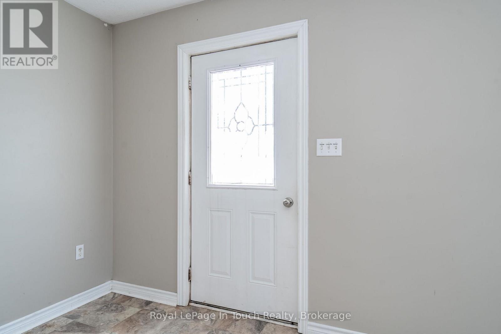 679 Montreal Street, Midland, Ontario  L4R 1G5 - Photo 19 - S13421928
