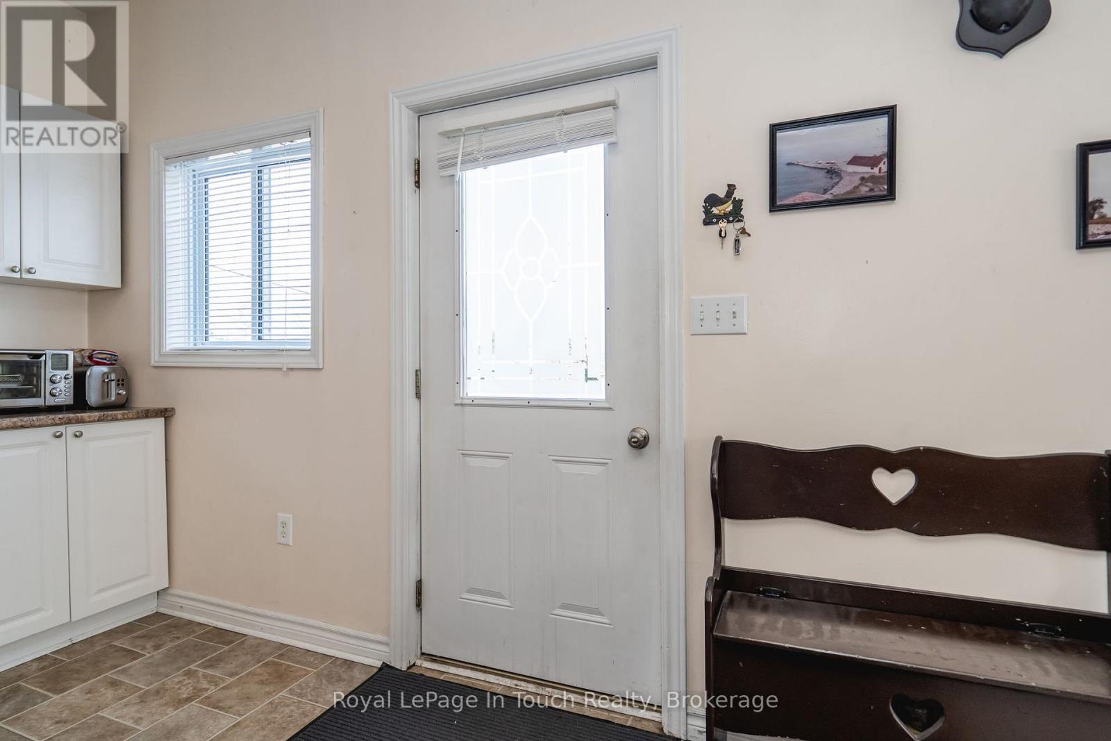679 Montreal Street, Midland, Ontario  L4R 1G5 - Photo 7 - S13421928