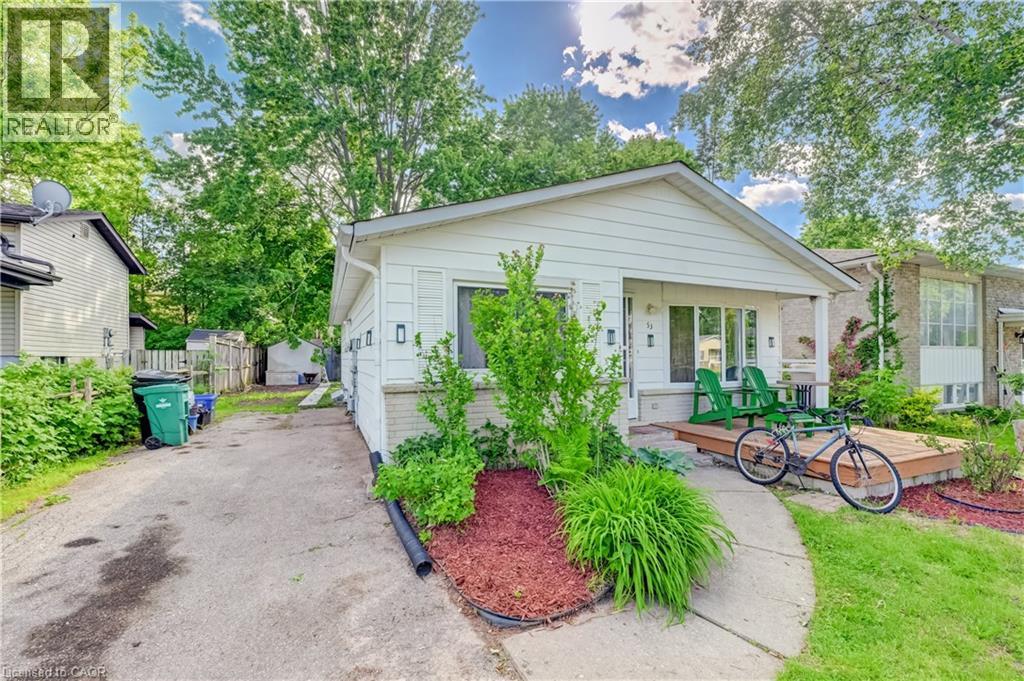 53 Helene Crescent, Waterloo, Ontario  N2L 5B6 - Photo 3 - 40836486