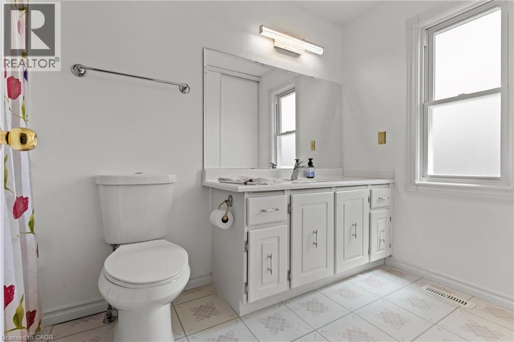 2825 Gananoque Drive Unit# 11, Mississauga, Ontario  L5N 1V6 - Photo 25 - 40838360