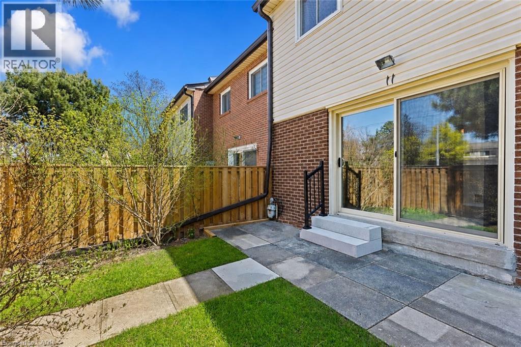 2825 Gananoque Drive Unit# 11, Mississauga, Ontario  L5N 1V6 - Photo 31 - 40838360