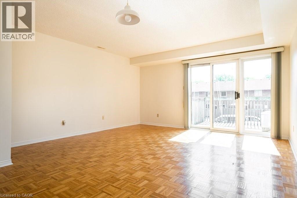 266 Limeridge Road E Unit# 10, Hamilton, Ontario  L9A 2S7 - Photo 10 - 40838252