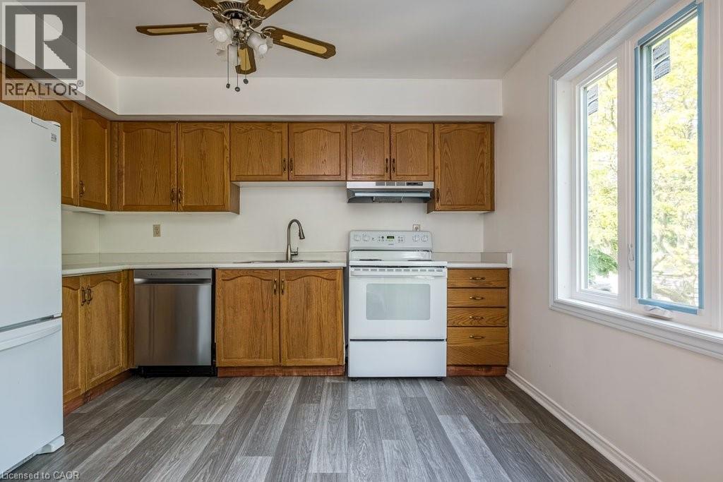 266 Limeridge Road E Unit# 10, Hamilton, Ontario  L9A 2S7 - Photo 12 - 40838252