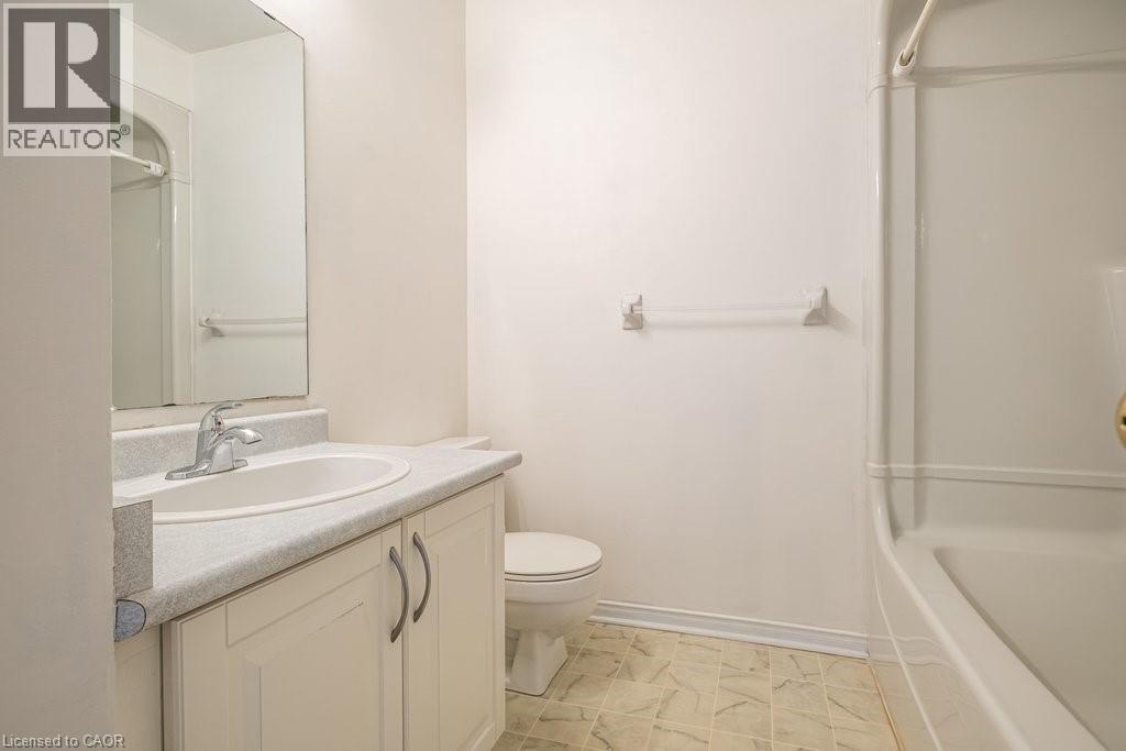266 Limeridge Road E Unit# 10, Hamilton, Ontario  L9A 2S7 - Photo 18 - 40838252