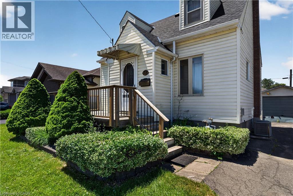71 S Scholfield Avenue S, Welland, Ontario  L3B 1N4 - Photo 4 - 40837981