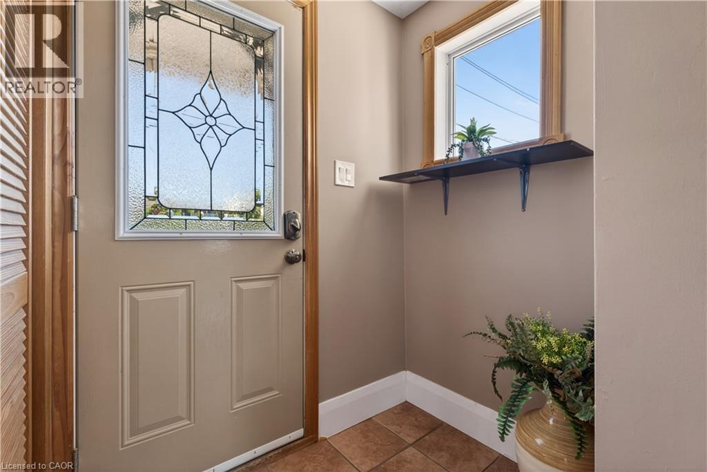 71 S Scholfield Avenue S, Welland, Ontario  L3B 1N4 - Photo 5 - 40837981