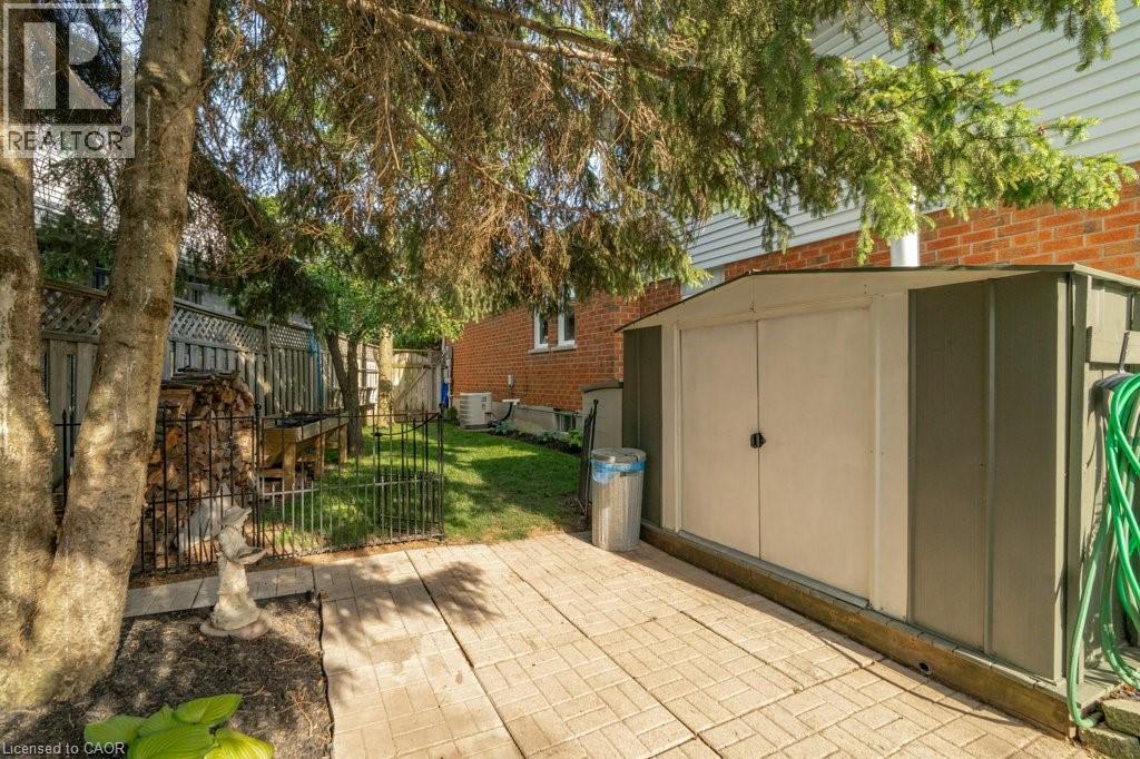 44 Windermere Court, Kitchener, Ontario  N2N 2W4 - Photo 34 - 40837725