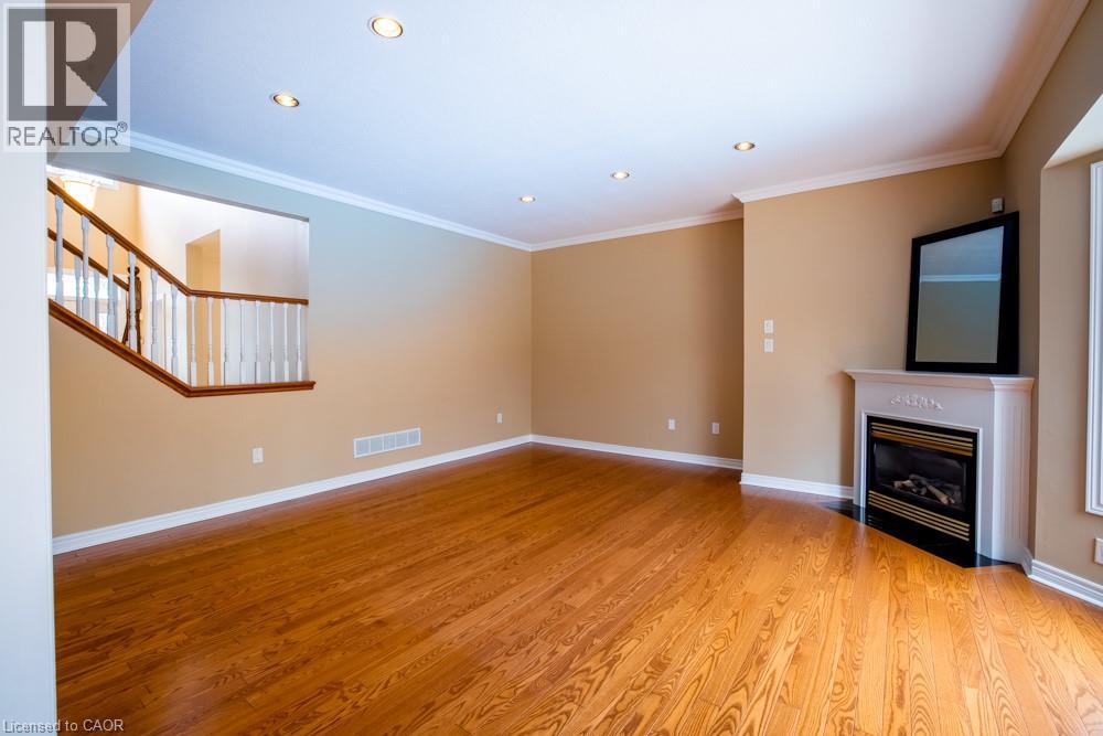 8 Sophie Court, Grimsby, Ontario  L3M 5L6 - Photo 15 - 40838394
