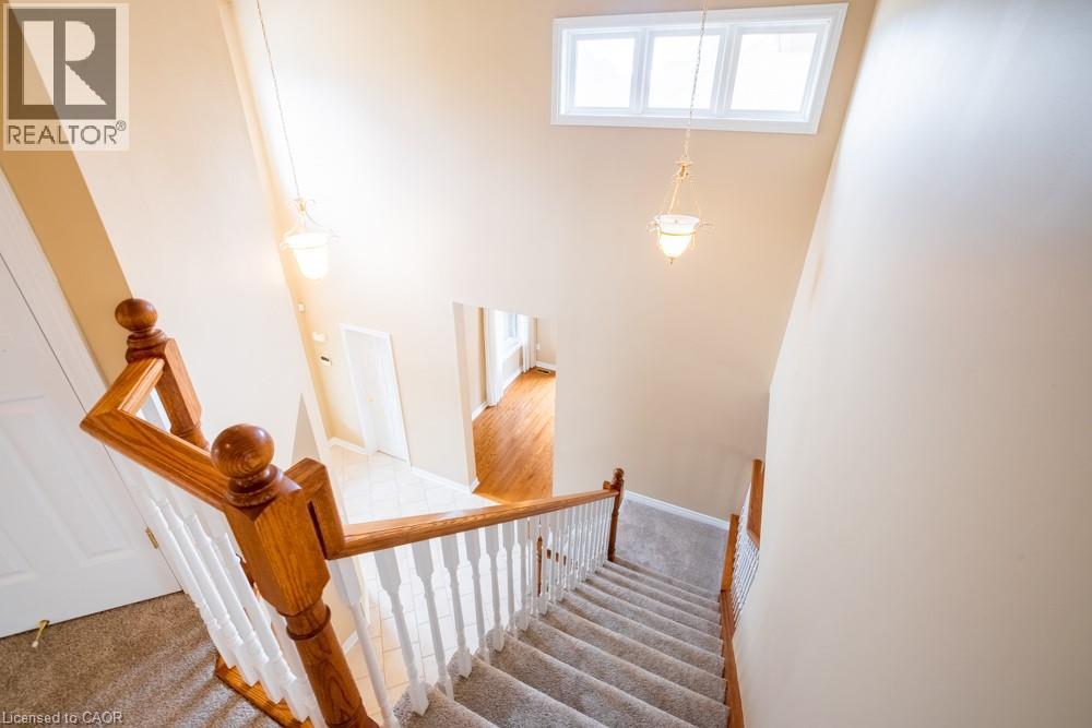 8 Sophie Court, Grimsby, Ontario  L3M 5L6 - Photo 23 - 40838394