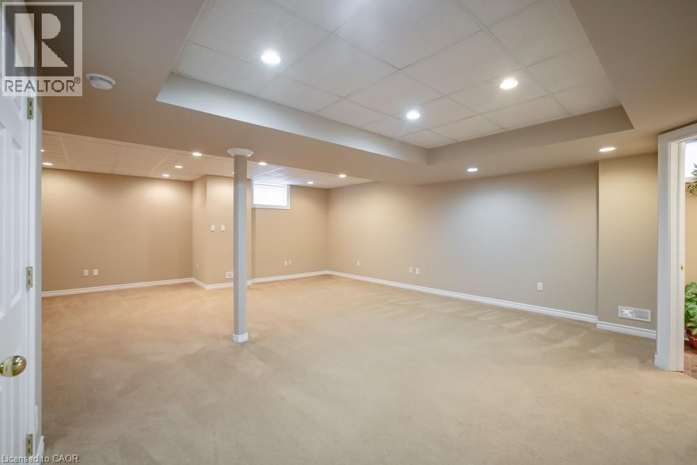8 Sophie Court, Grimsby, Ontario  L3M 5L6 - Photo 35 - 40838394