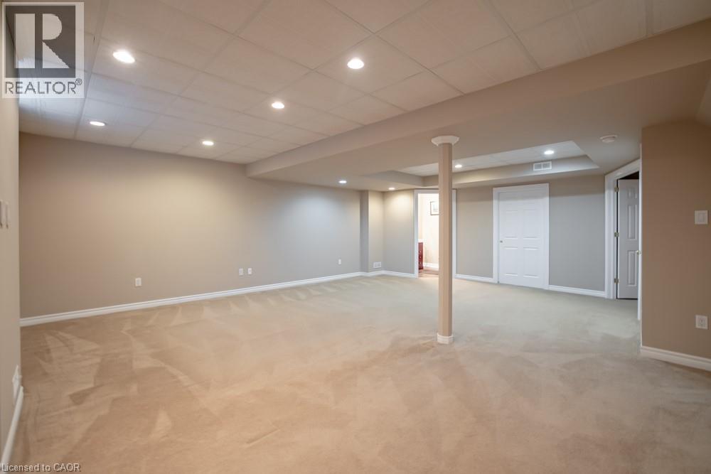 8 Sophie Court, Grimsby, Ontario  L3M 5L6 - Photo 37 - 40838394