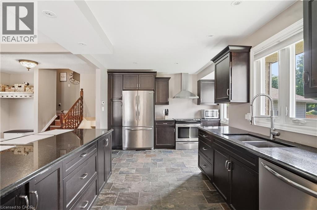 2 Loring Crescent, Stoney Creek, Ontario  L8E 3X3 - Photo 16 - 40837811