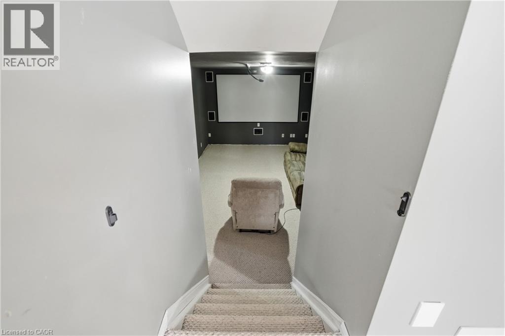 2 Loring Crescent, Stoney Creek, Ontario  L8E 3X3 - Photo 31 - 40837811