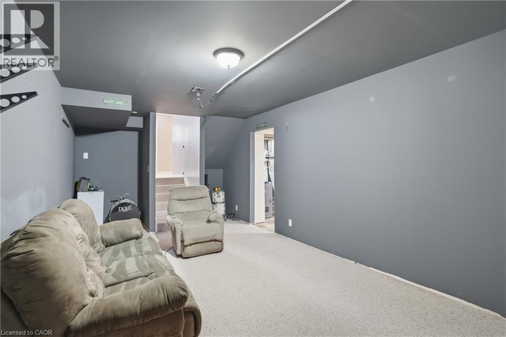 2 Loring Crescent, Stoney Creek, Ontario  L8E 3X3 - Photo 33 - 40837811