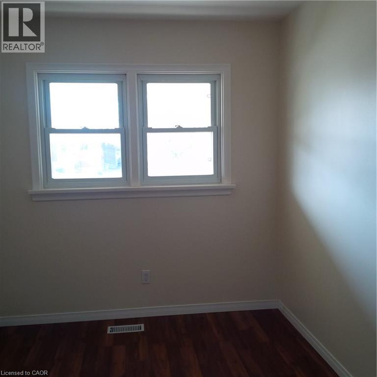 245 Eighth Avenue, Kitchener, Ontario  N2C 1S6 - Photo 12 - 40837390