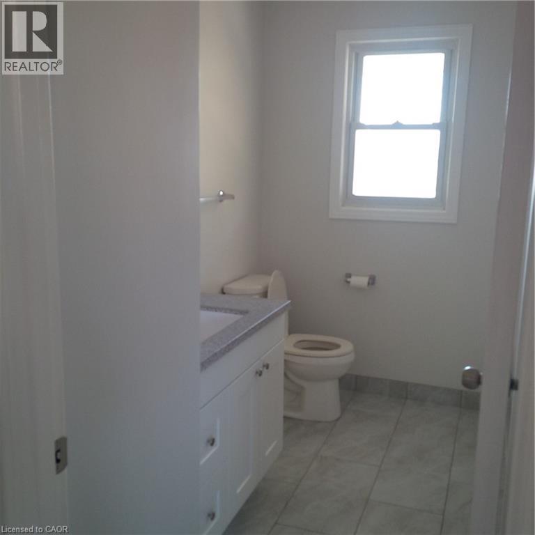 245 Eighth Avenue, Kitchener, Ontario  N2C 1S6 - Photo 14 - 40837390