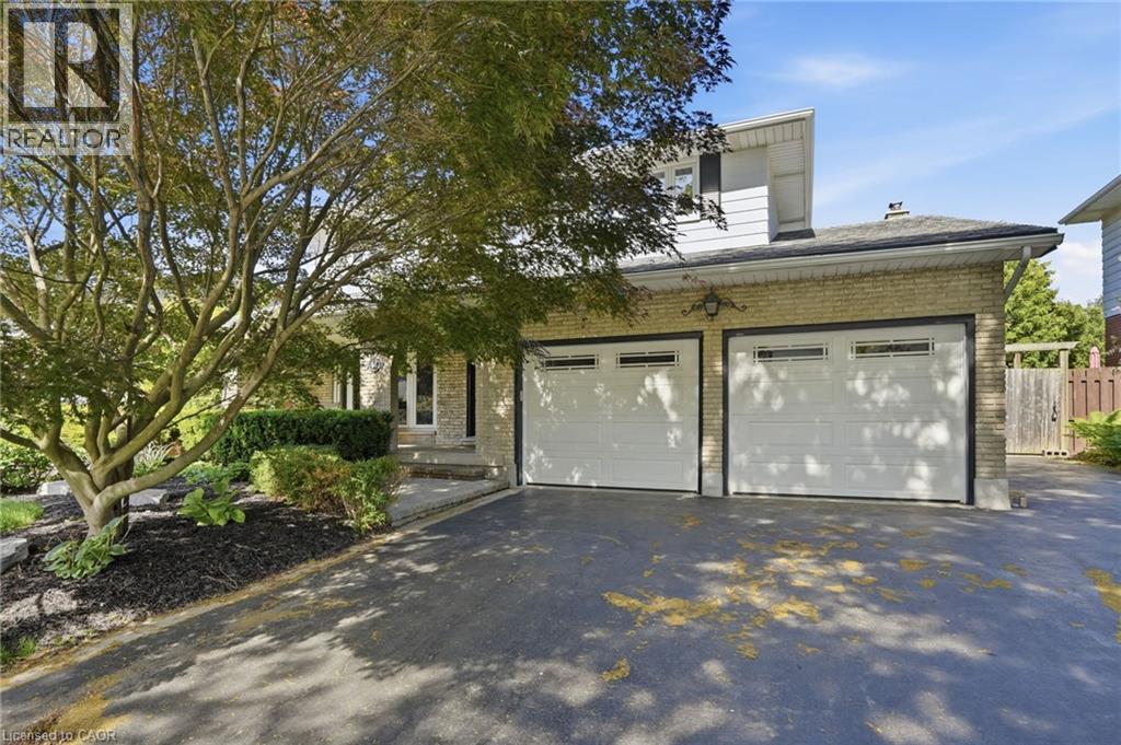 44 San Paulo Drive, Hamilton, Ontario  L9C 5C2 - Photo 2 - 40838446