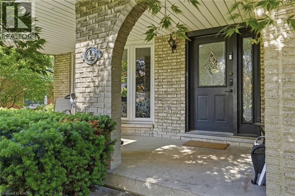 44 San Paulo Drive, Hamilton, Ontario  L9C 5C2 - Photo 3 - 40838446