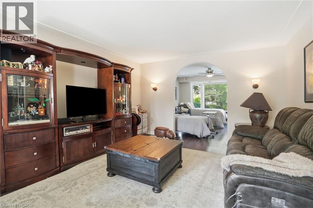 44 San Paulo Drive, Hamilton, Ontario  L9C 5C2 - Photo 6 - 40838446