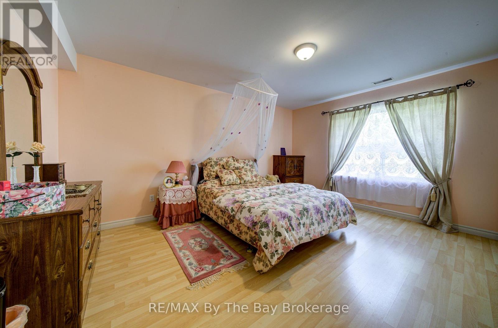 50 Donato Way, Wasaga Beach, Ontario  L9Z 1R9 - Photo 14 - S13423472