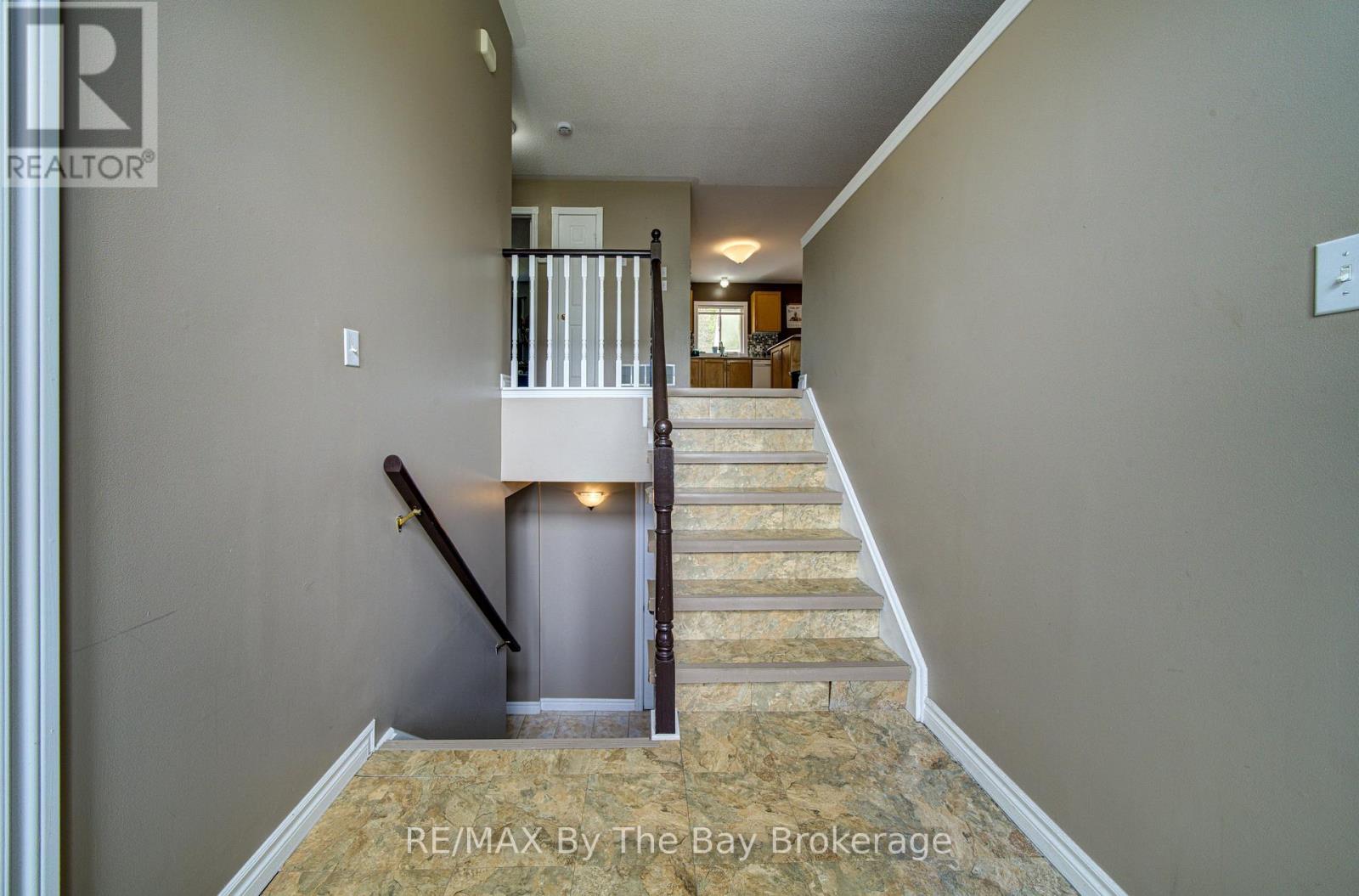 50 Donato Way, Wasaga Beach, Ontario  L9Z 1R9 - Photo 4 - S13423472